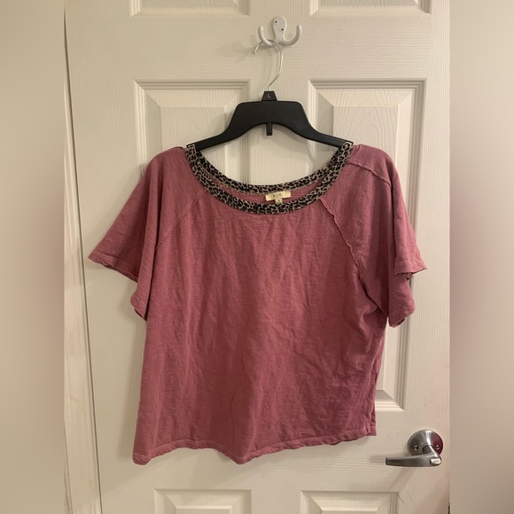 Kori Tee - Picture 1 of 5